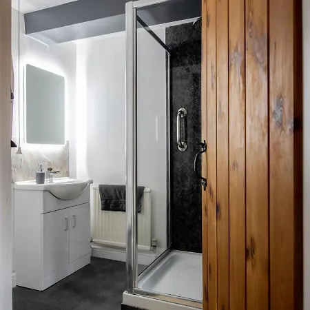 The Waterfall Retreat Holiday home Gaisgill