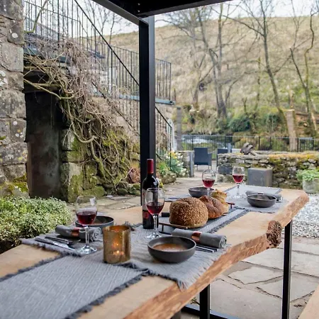 Holiday home The Waterfall Retreat *
