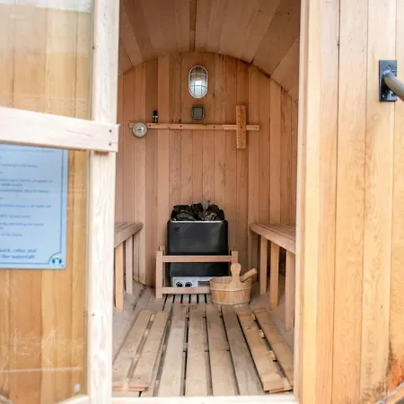 The Waterfall Retreat Holiday home Gaisgill