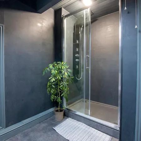 Holiday home The Waterfall Retreat *