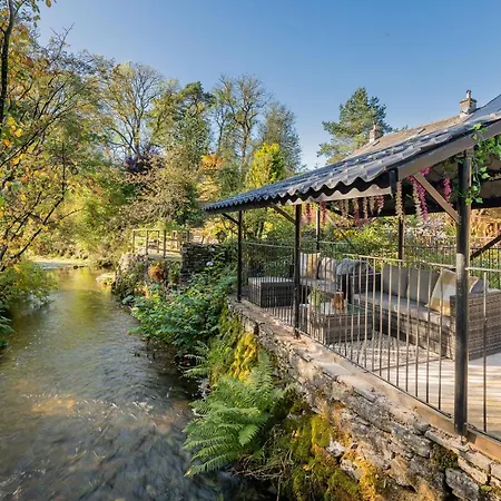 The Waterfall Retreat Penrith
