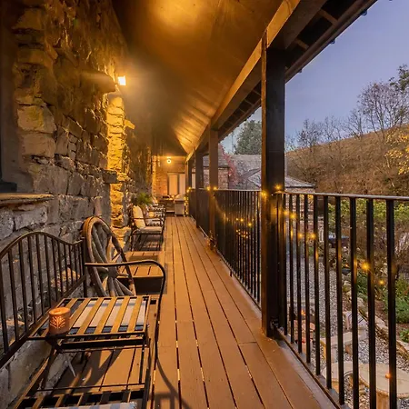 The Waterfall Retreat Holiday home *